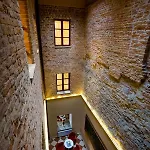 Rynek 7 -