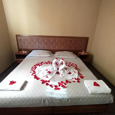 Rynek 7 - Aparthotel 3*