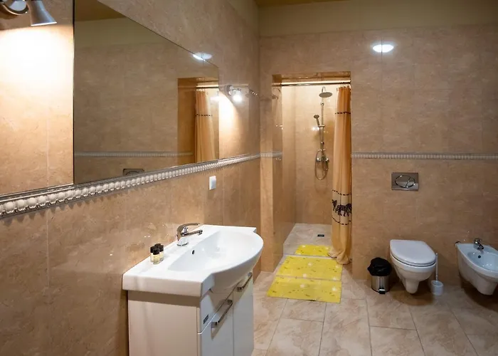 Rynek 7 - 3* Μπιέλσκο-Μπιάλα