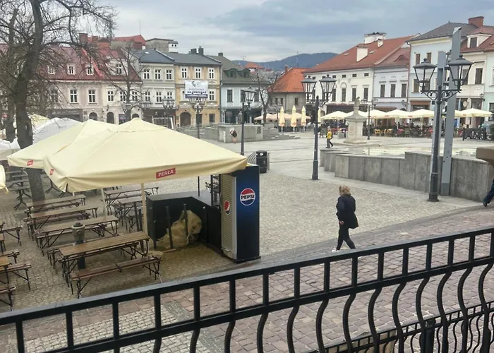 Rynek 7 - 3*