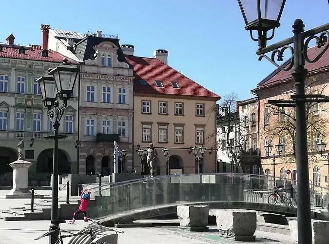 Rynek 7 - 3*